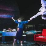 С корабля на Великие озера: черная слизь, кишащая жизнью, просочилась наружу