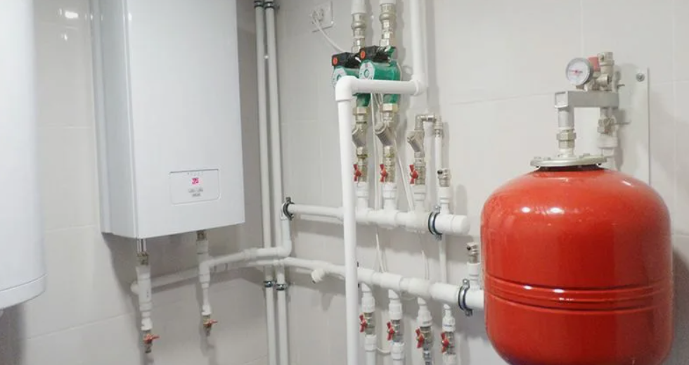 Расширительный бачок в системе отопления - зачем нужен и как подобрать