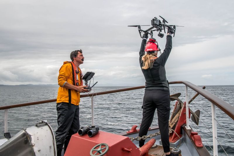 drone-launch-trites-7584-ubc-hakai-dal-izw-6088941